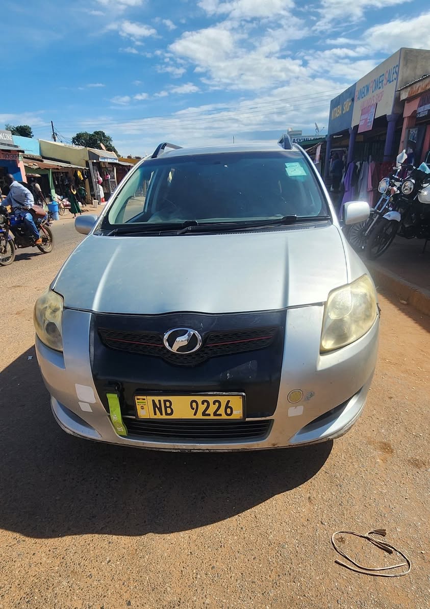 toyota auris