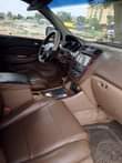A picture of Super distress sale of MDX Acura 2005 model going for