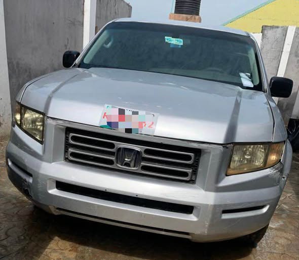 A picture of HONDA RIDGELINE 2008