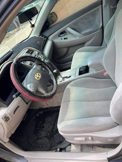 A picture of 2008 Belgium standard Toyota Camry untampered engine and gear first