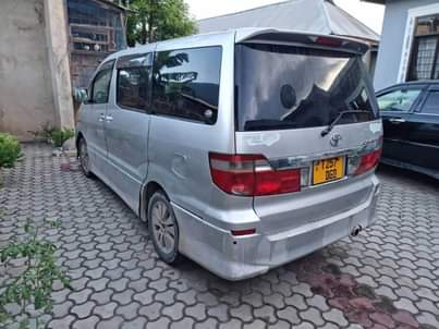 toyota alphard