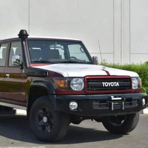 A picture of Land cruiser pickup