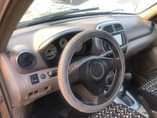 A picture of Toyota RAV4 04 05