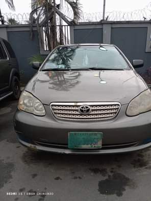 A picture of Toyota Corolla model 04 engine gear and A C very