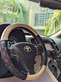 A picture of SHARP HIGHEST GRADE MODEL TOYOTA VENZA 2010 MODEL