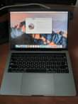 A picture of Mackbook pro 2016model 0700327795