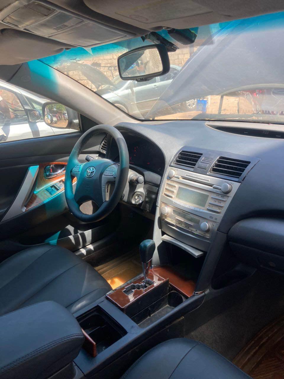 A picture of SUPER CLEAN 2008 TOYOTA CAMRY FOR SALE
