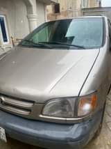 A picture of Why looking for toks Get this car and thank me