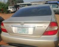 A picture of TOYOTA CAMRY