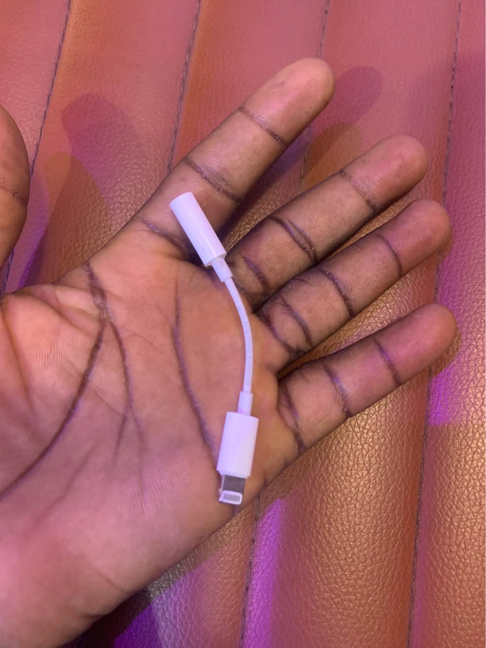 A picture of Pick mic iPhone direct pick In Ear headphone