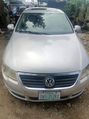 A picture of Volkswagen Jetta Passat 2009 Model buy and drive engine and
