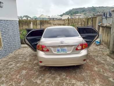 A picture of PURE BELGIUM STANDARD Neatly used 2010 Toyota Corolla LE First