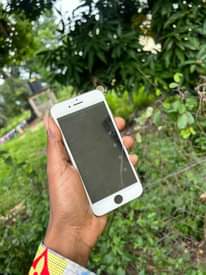 A picture of iPhone 8 64GB