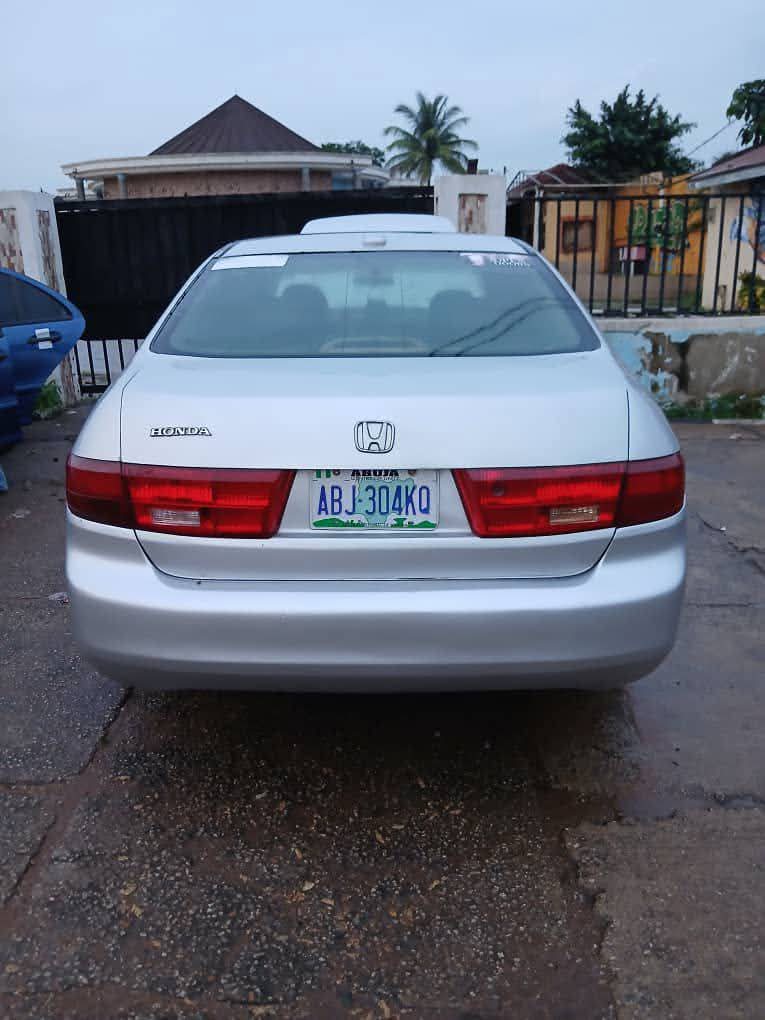 A picture of 2005 Vehicle honda accord
