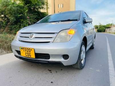 A picture of Toyota Ist
