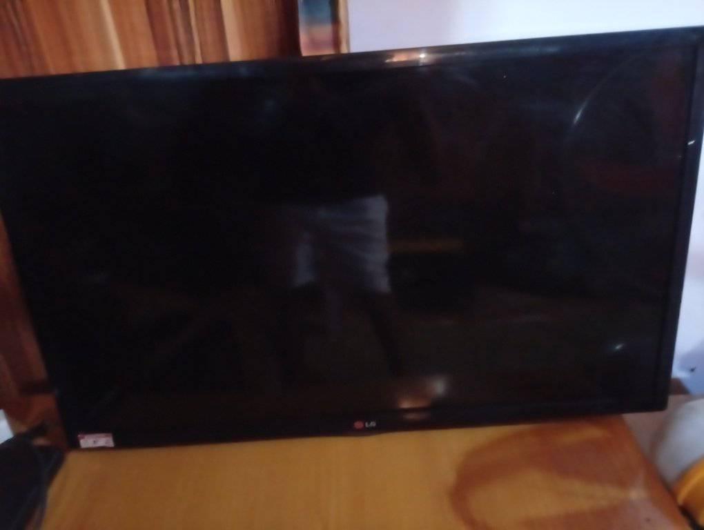 A picture of 32inches Plasma TV Refrigerator 6 5kg Washing machine Big engine