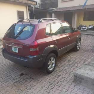 A picture of Hyundai Tucson 2008