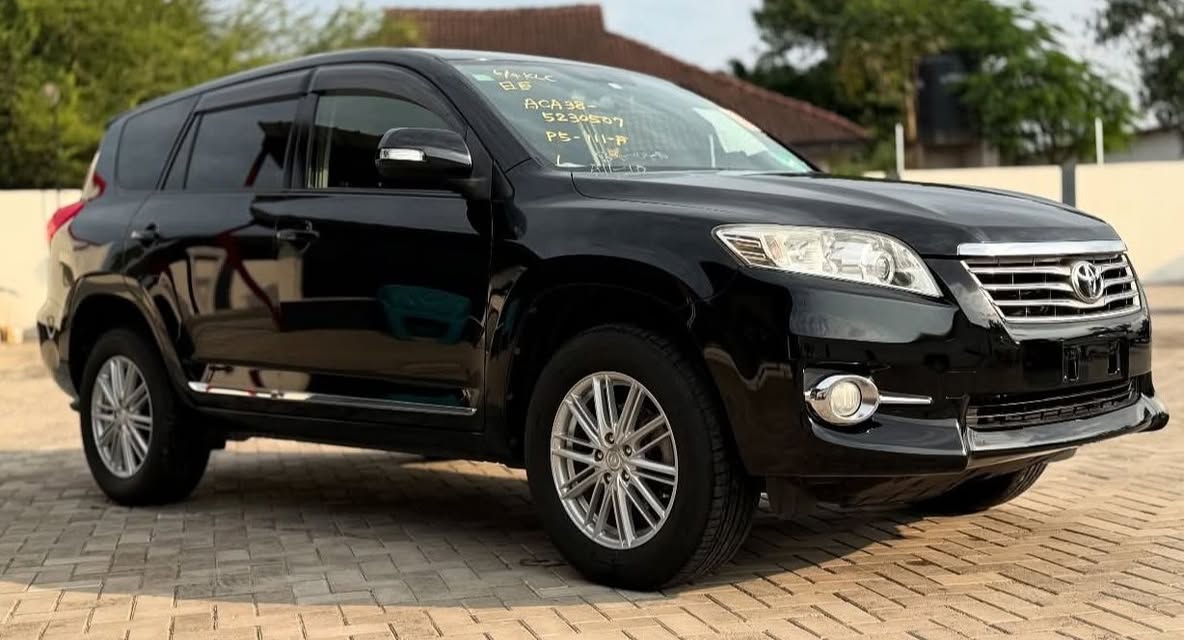 A picture of Toyota Vanguard Model 2012