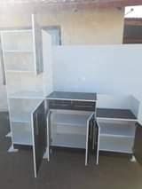 A picture of 2 piece