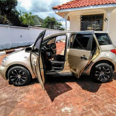 A picture of TOYOTA IST CLZ
