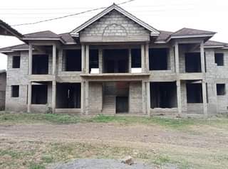 A picture of Inauzwa moshono arusha