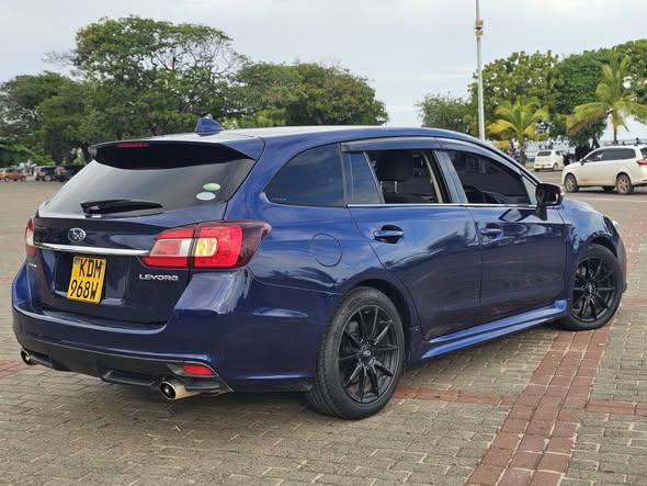 subaru levorg