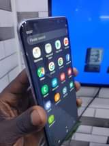 A picture of Samsung s8 dot