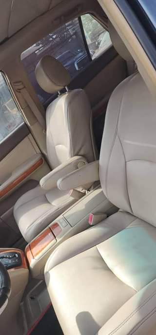 A picture of RX350