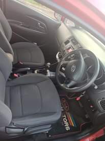 A picture of Kia rio 2013
