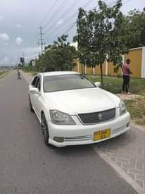 A picture of Toyota CROWN ATHLETE