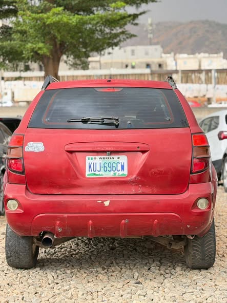 A picture of Hot Distress 2004 Pontiac vibe Price 3 4m last last