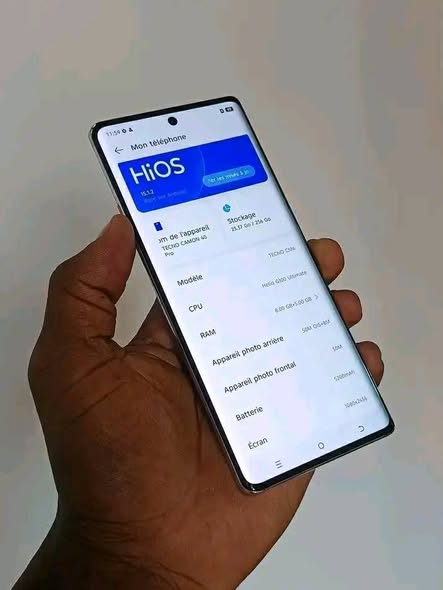 A picture of CURVED SCREEN EDGE WITH ARTIFICIAL INTELLIGENCE AI TECNO CAMON 40