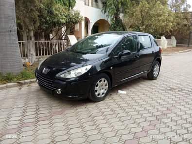 A picture of PEUGEOT 307 TIGER FACE MANUAL TRANSMISSION IN PRISTINE CONDITION LOCATION