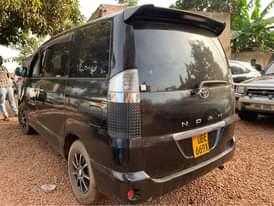 A picture of Toyota Noah