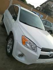 A picture of SELL 2012 TOKUMBO accident free RAV4 limited edition price 13