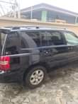 A picture of Toyota Highlander 04 Price 1 5m from owner settlement 80k