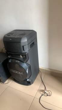 A picture of Xboom sound system