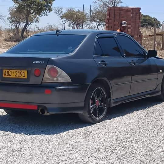 used toyota altezza