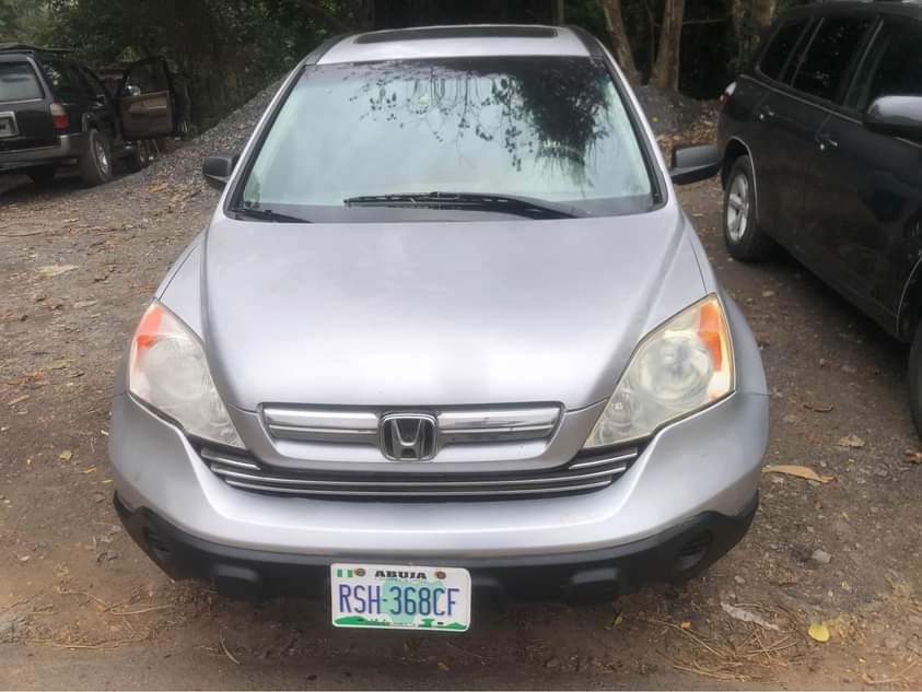 A picture of Honda CR V 2008