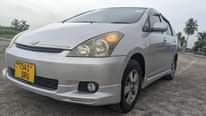 A picture of TOYOTA WISH 2005 REGISTRATION DR MWAKA 2005 CC 1790 Color