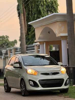 A picture of For sale Direct Belgium kia Tok Duty Price 7 5