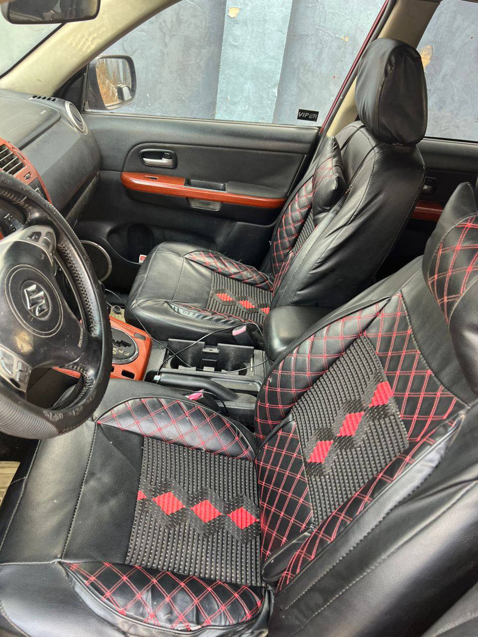 A picture of SUZUKI GRAND AUTO