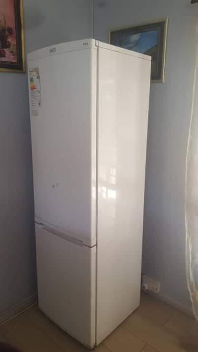 classifieds/fridges