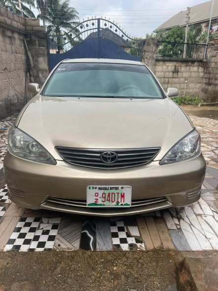 A picture of Toyota camry 2 4 05