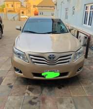 A picture of Toyota Camry spider XLE 2010 V4 with 2AR engine Android
