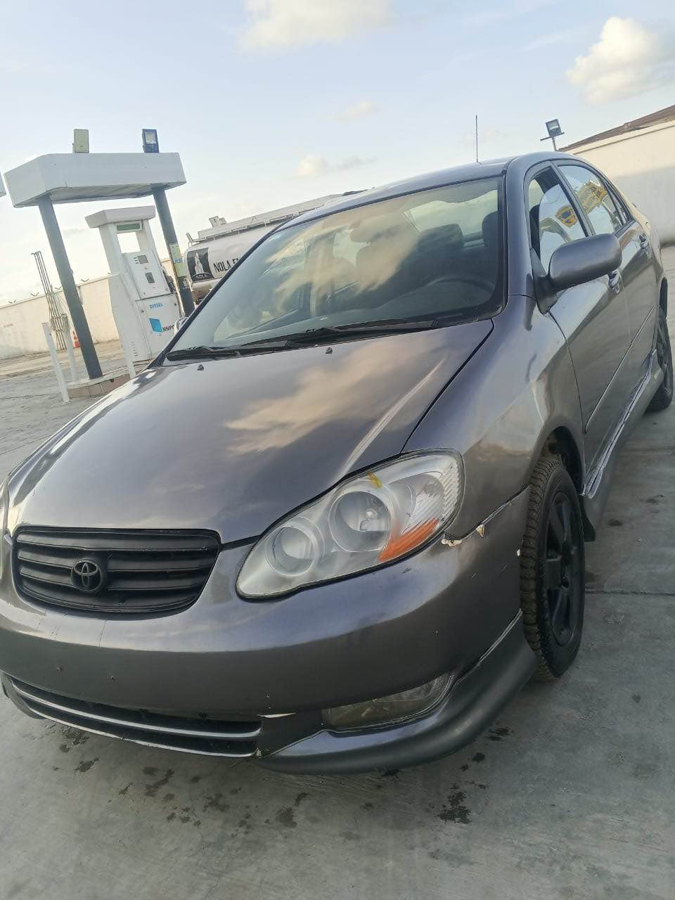 A picture of 2003 Corolla sport