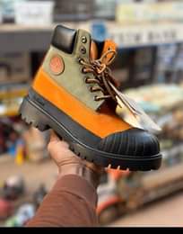 A picture of Boot shoes for men