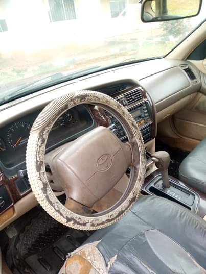 A picture of Toyota Avalon pure first body Engine perfectly ok Gear perfectly