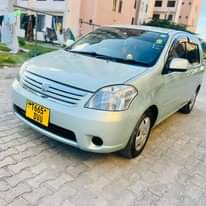 A picture of Toyota raum