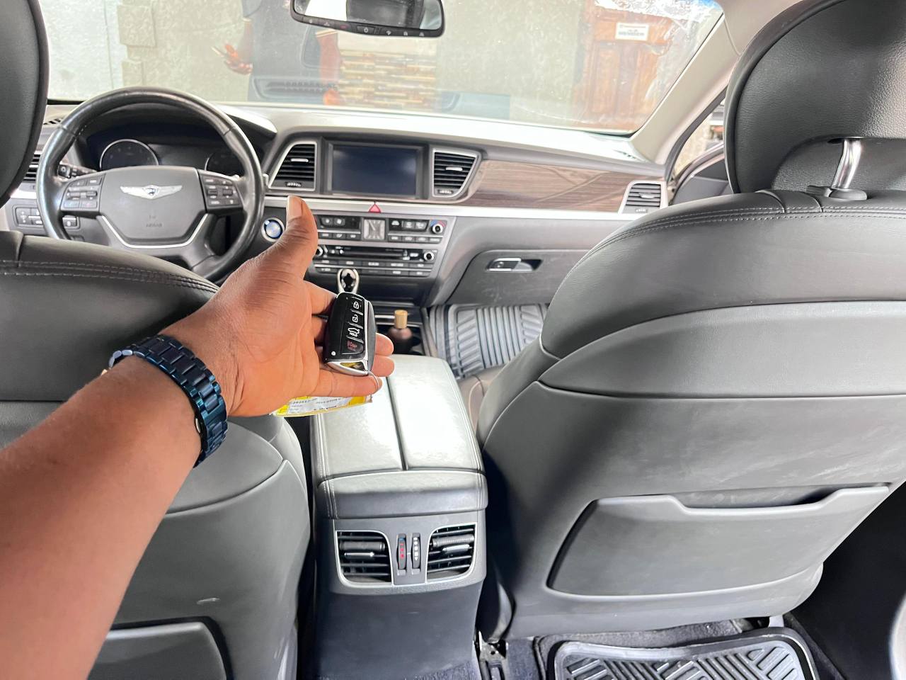 A picture of 2015MODEL FOREIGN USED Hyundai Genesis 3 8 Luxury Sedan